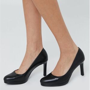 Naturalizer TERESA Pumps (NARROW)